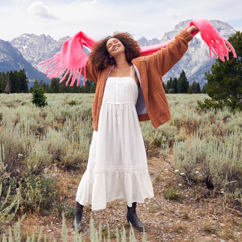 *NWT* Aerie Neon Pink Blanket Oversized Scarf